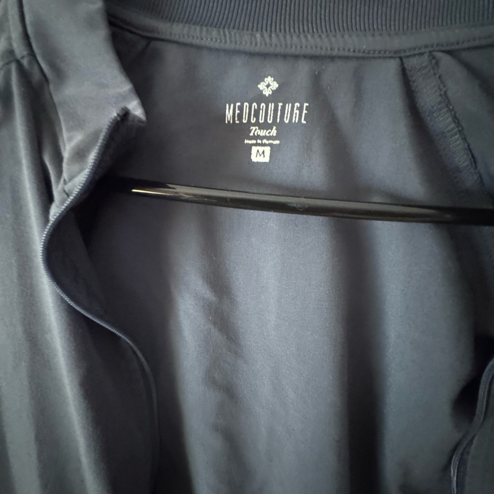 Med Couture Women’s Scrub Jacket